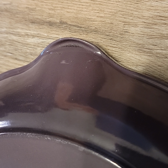 Le Creuset Cassis Cast Iron Round Evolution Skillet - Picture 10 of 13